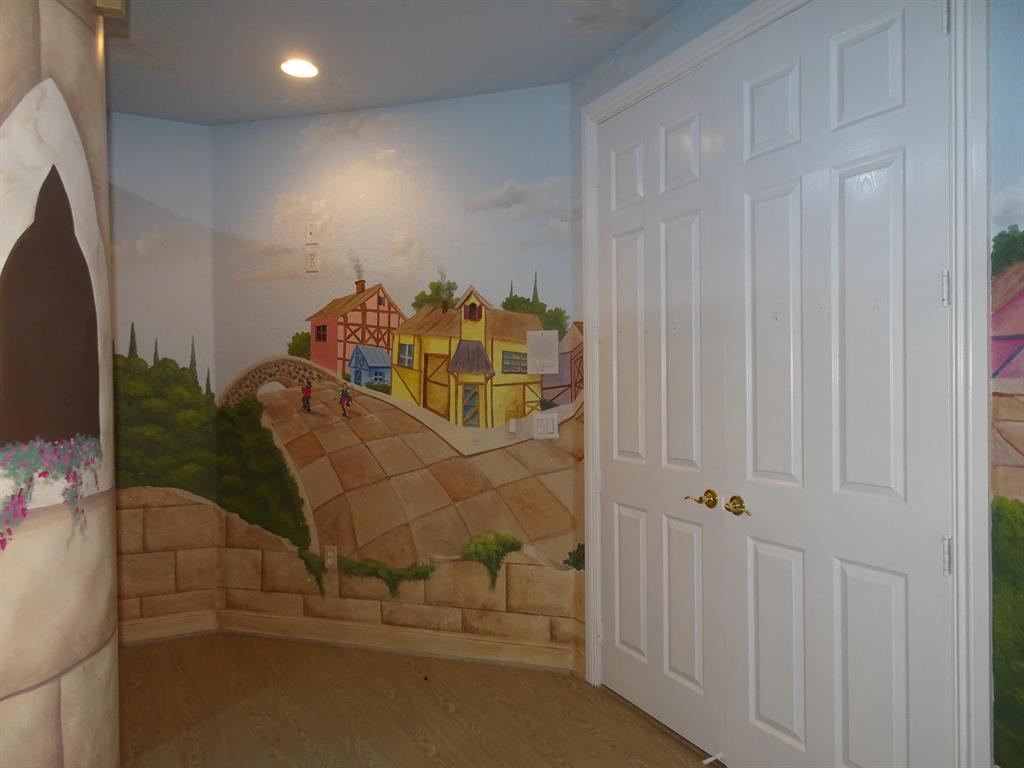21181 La Vista Circle