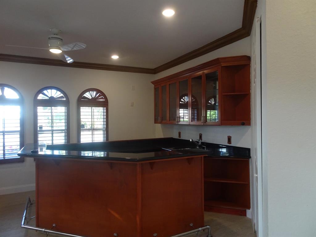 21181 La Vista Circle