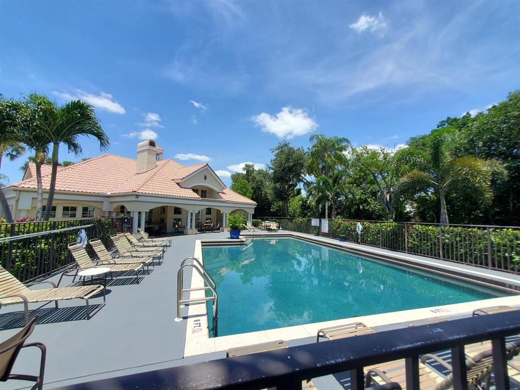 815 Boynton Beach Boulevard Unit: 1-204