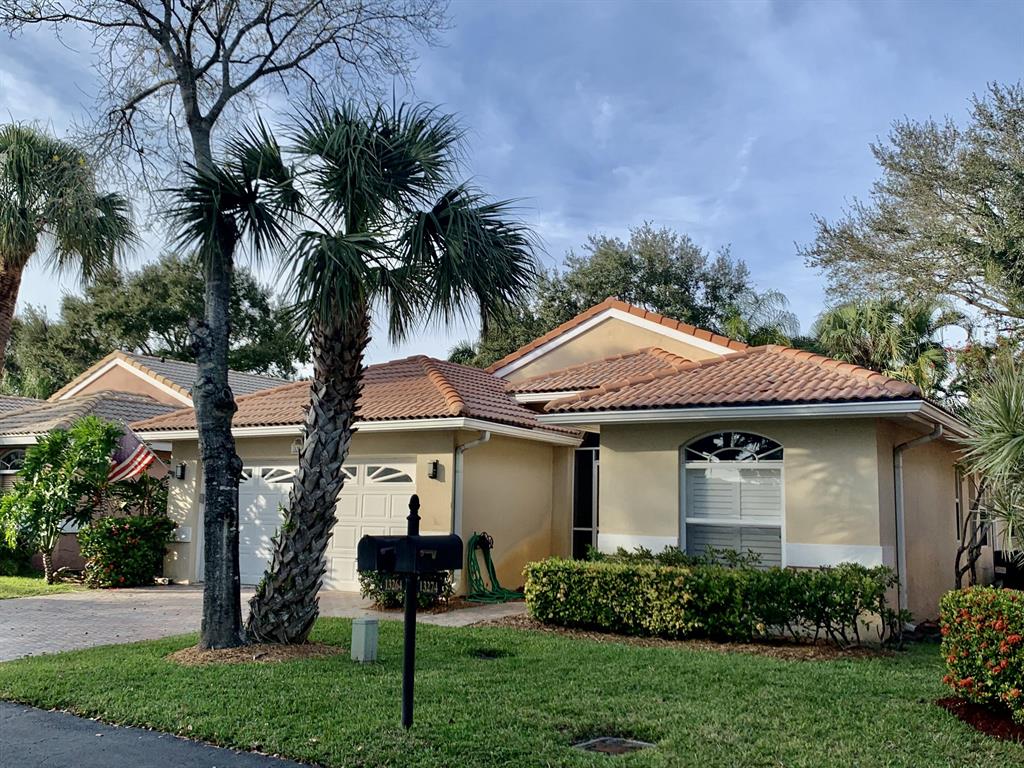 13264 Royale Sabal Court