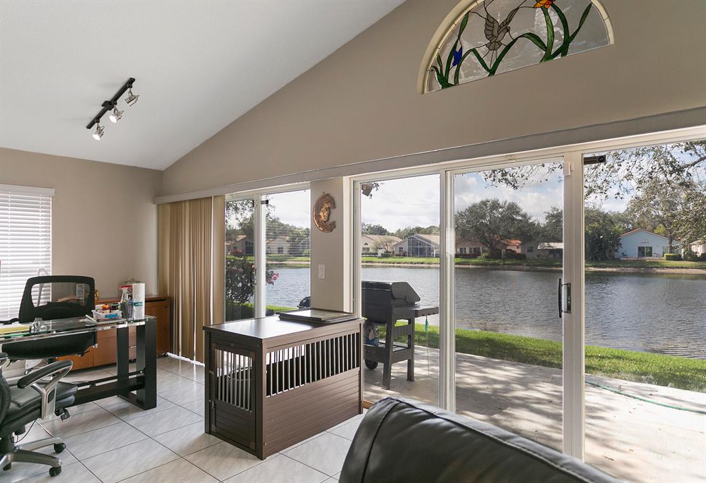 9611 Harbour Lake Circle