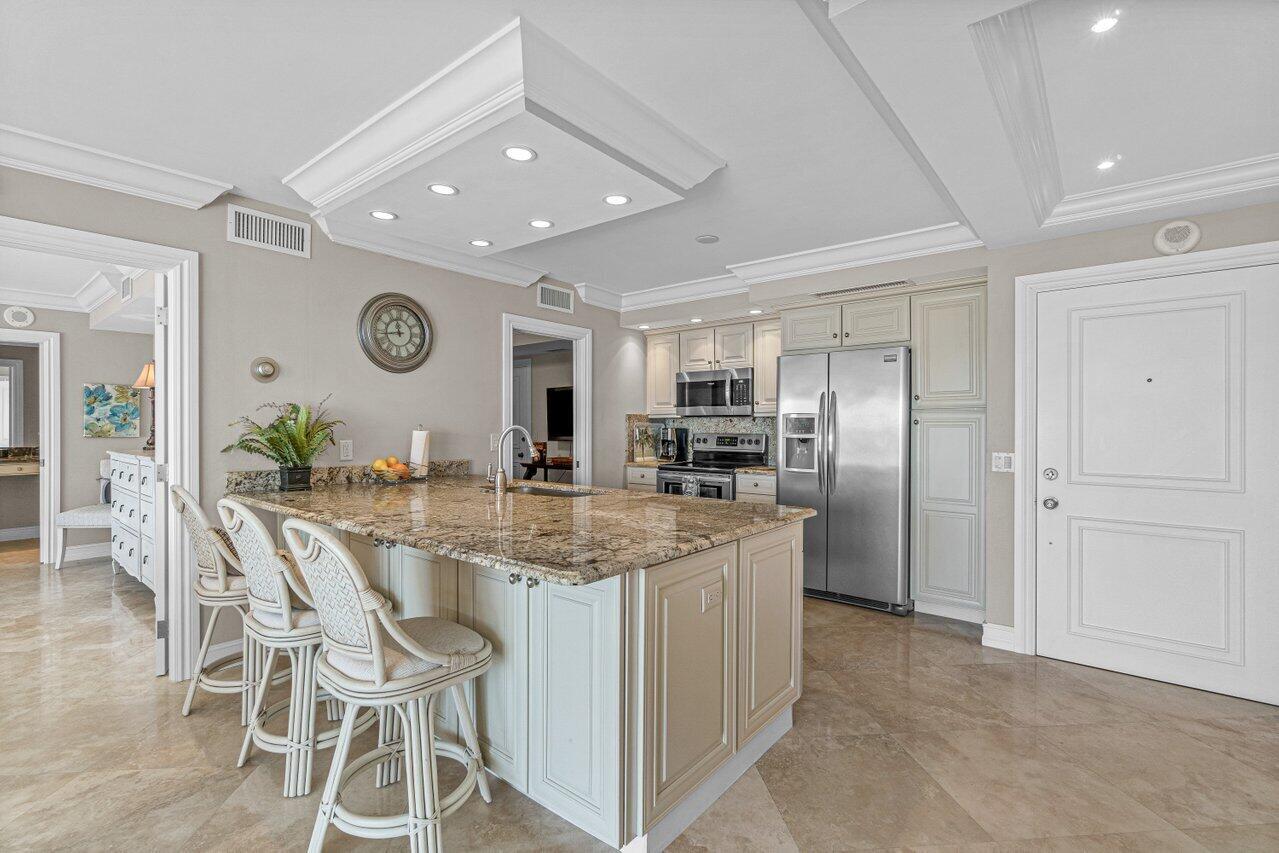 600 S Ocean Boulevard Unit: 1402