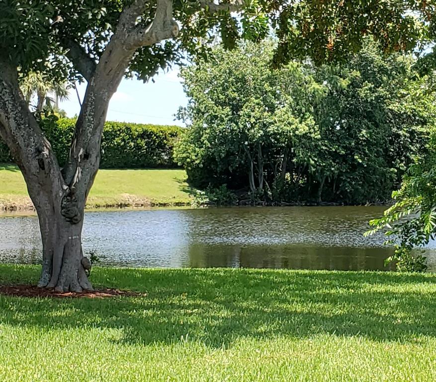 815 W Boynton Beach Boulevard Unit: 4-103