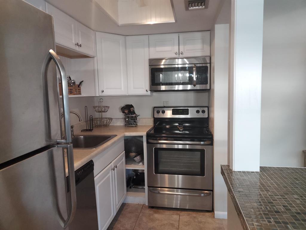 5505 N Ocean Boulevard Unit: 2-102