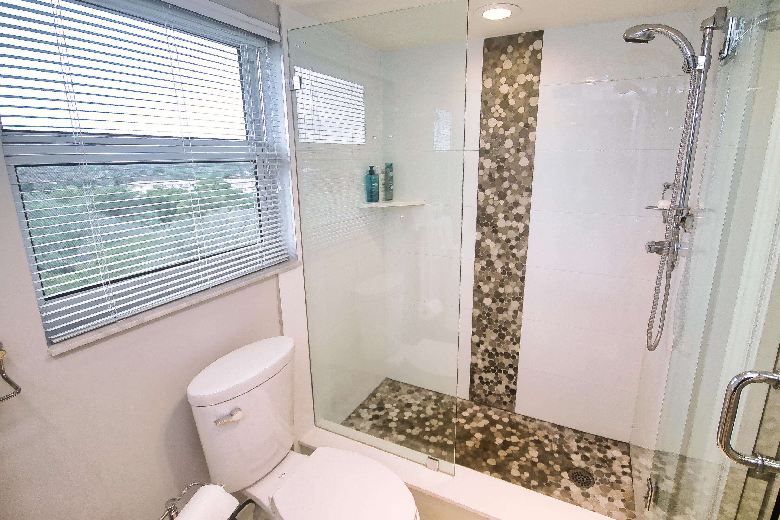 3510 Oaks Way Unit: 1001