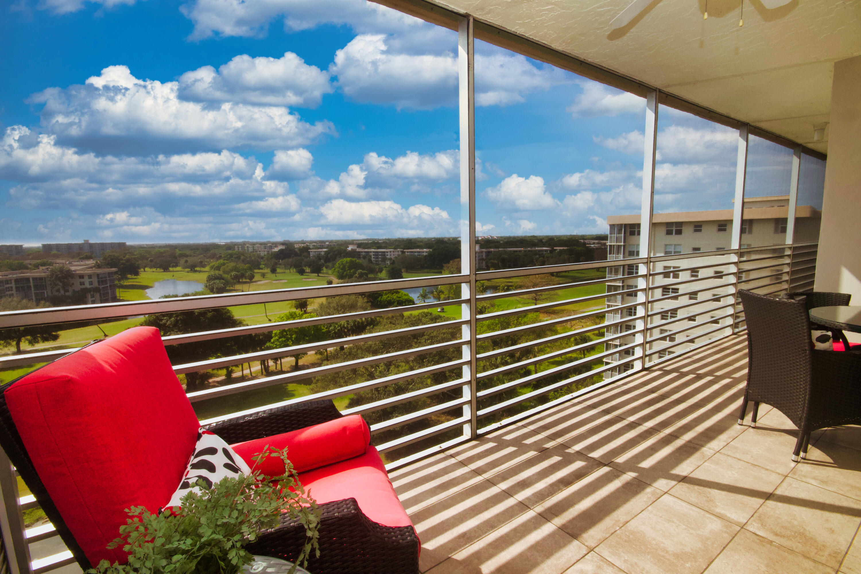 3510 Oaks Way Unit: 1001