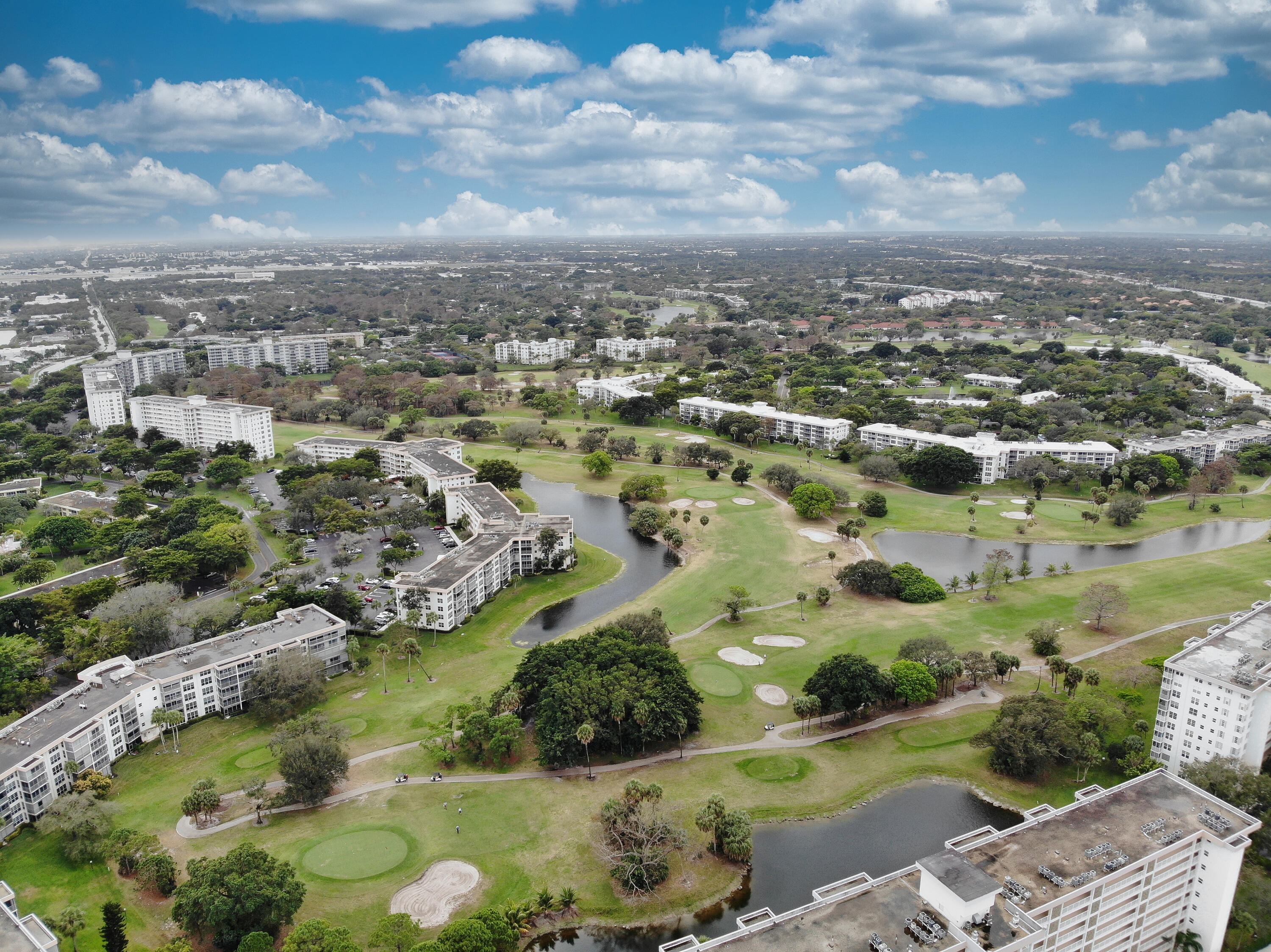 3510 Oaks Way Unit: 1001