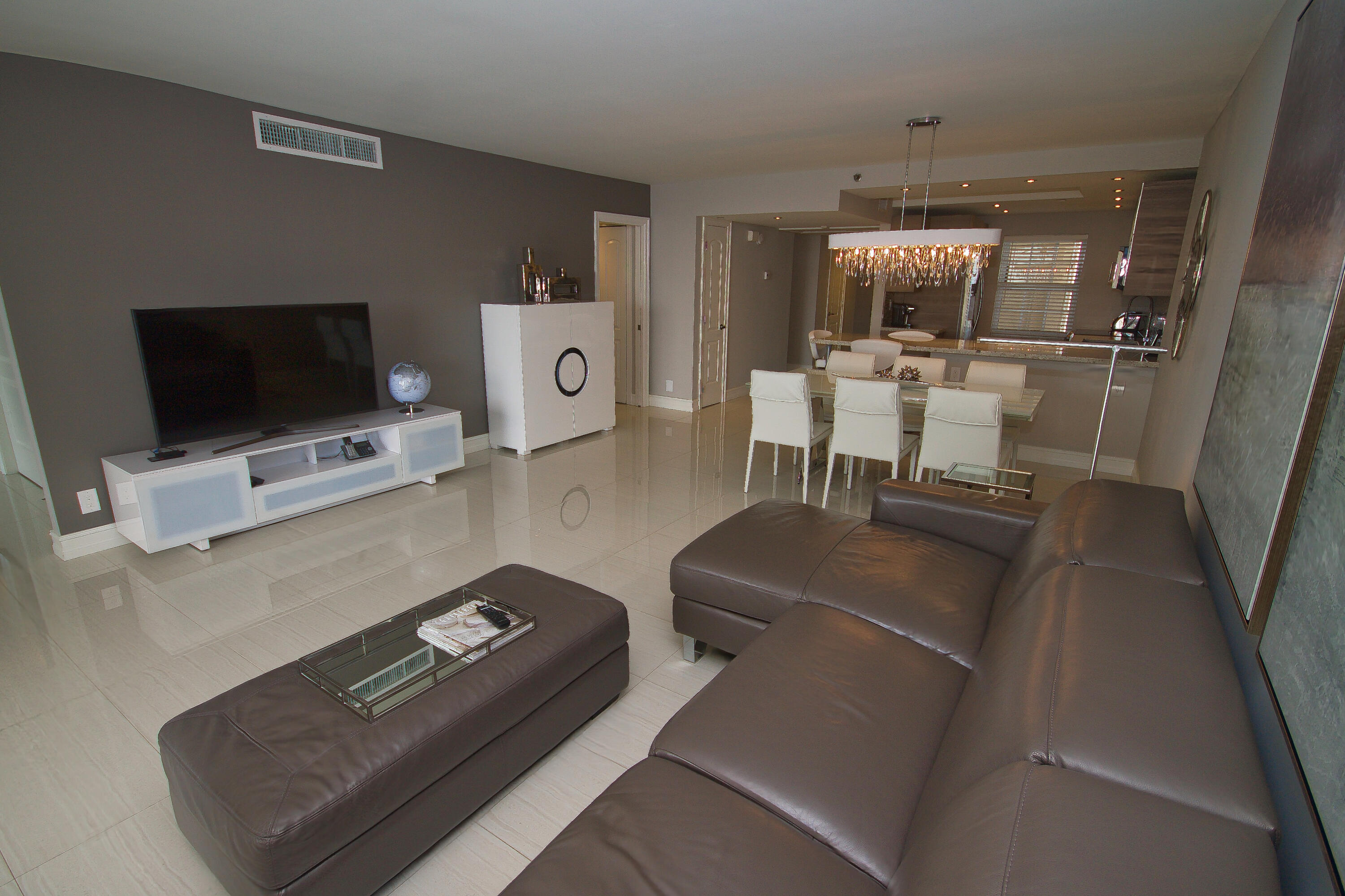 3510 Oaks Way Unit: 1001