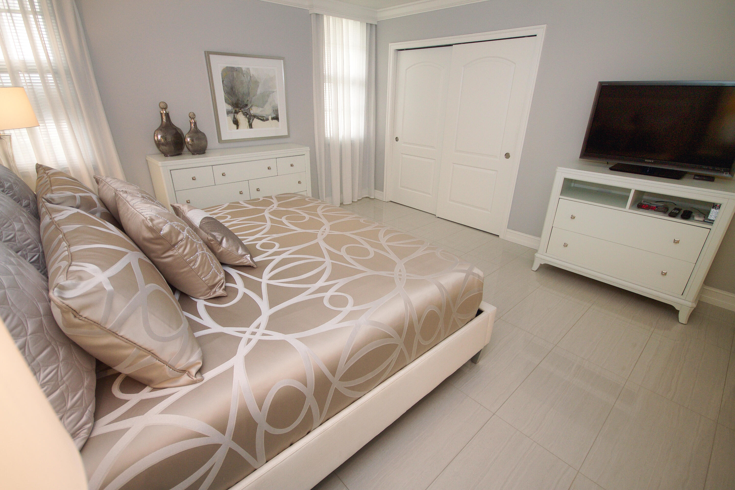 3510 Oaks Way Unit: 1001