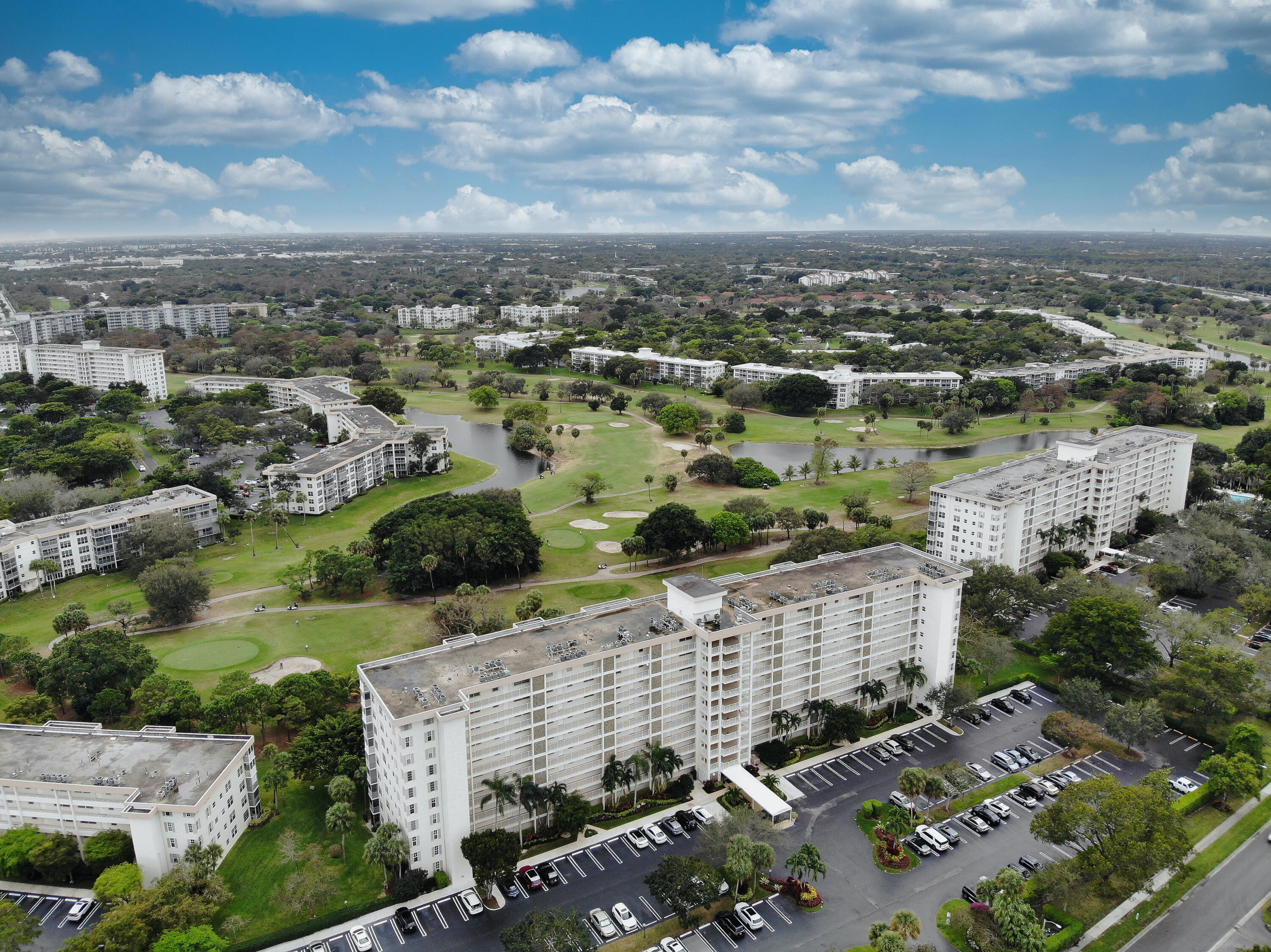 3510 Oaks Way Unit: 1001