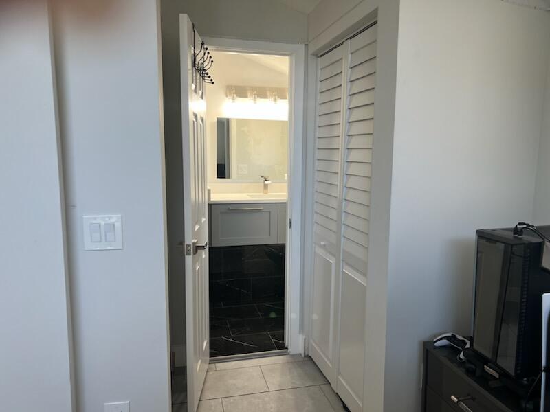 9634 Boca Gardens Circle N Unit: B