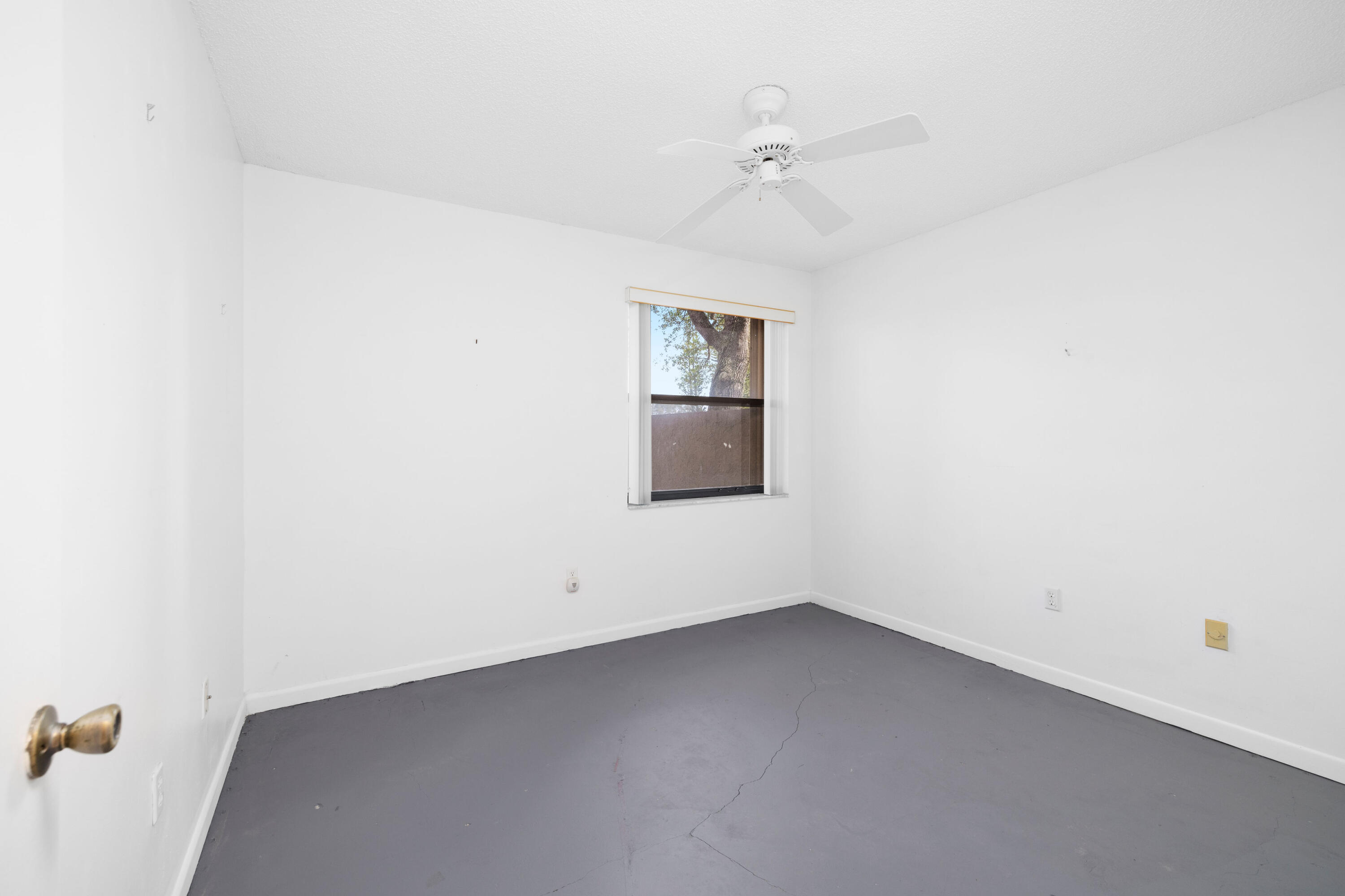 4450 NW 30th Street Unit: 113