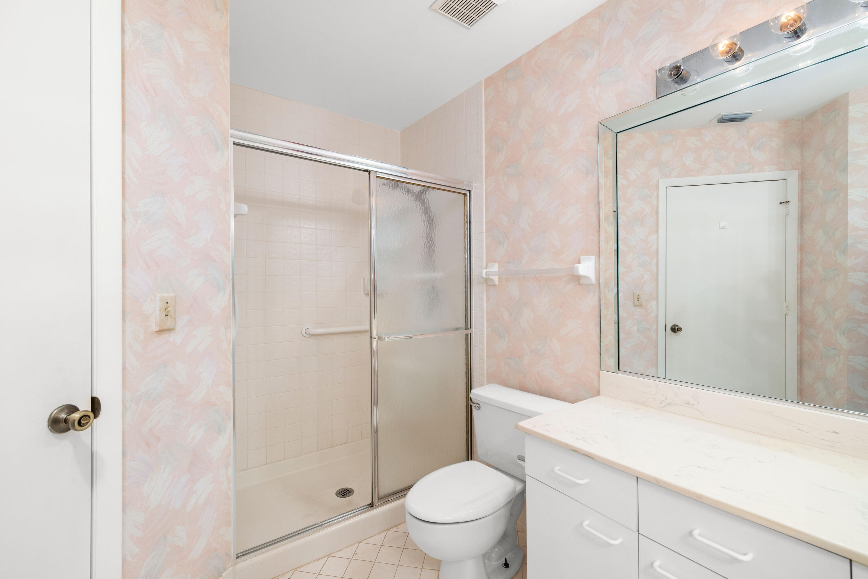 4450 NW 30th Street Unit: 113