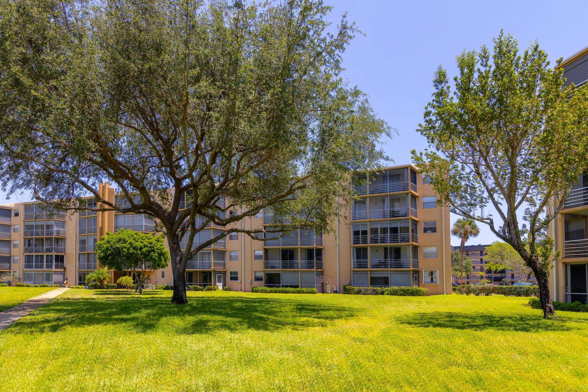 5301 NW 2nd Avenue Unit: 3080