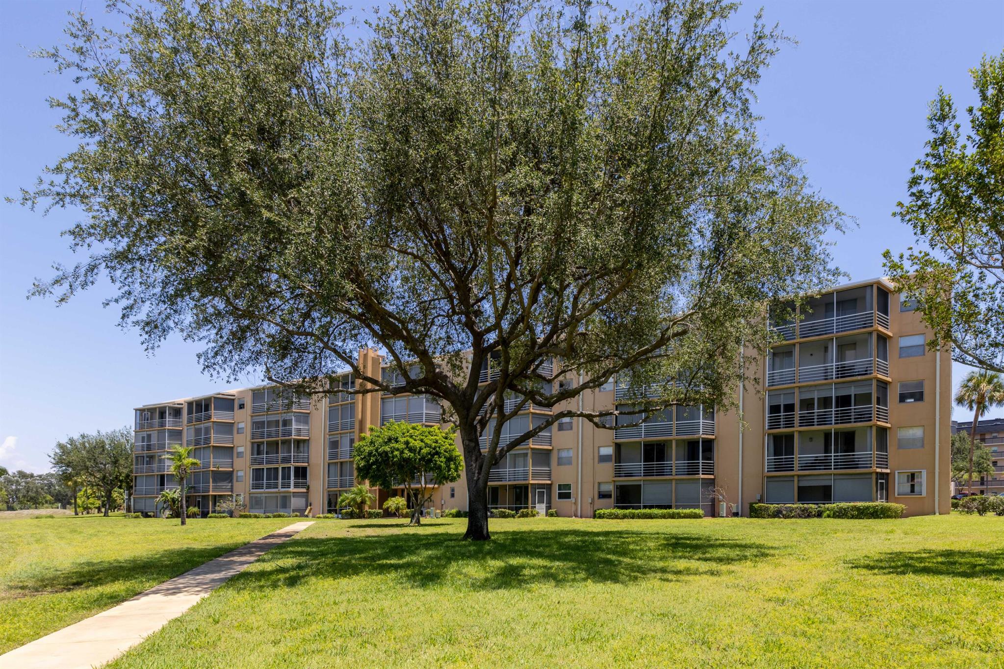 5301 NW 2nd Avenue Unit: 3080