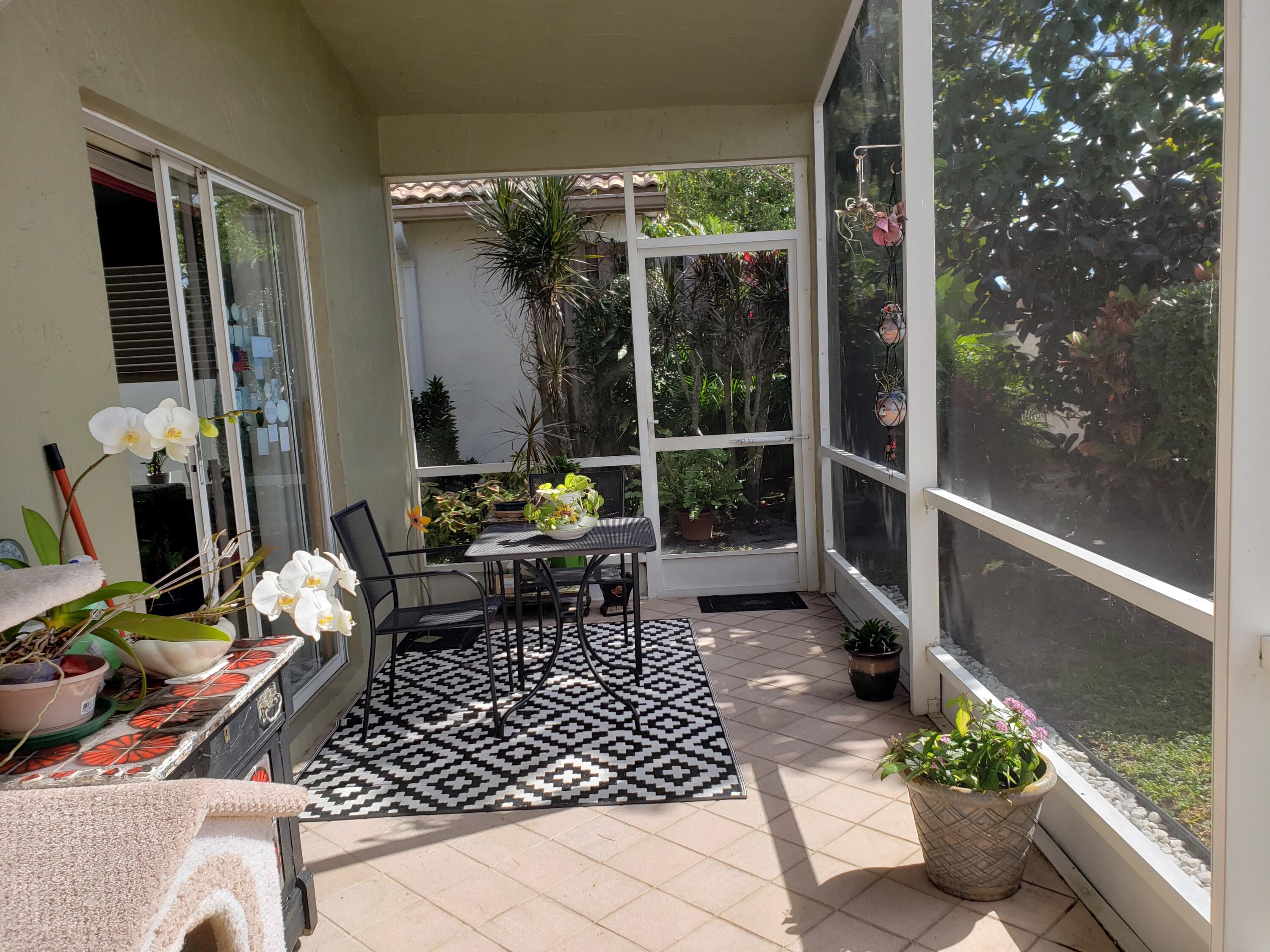 10459 Utopia Circle S