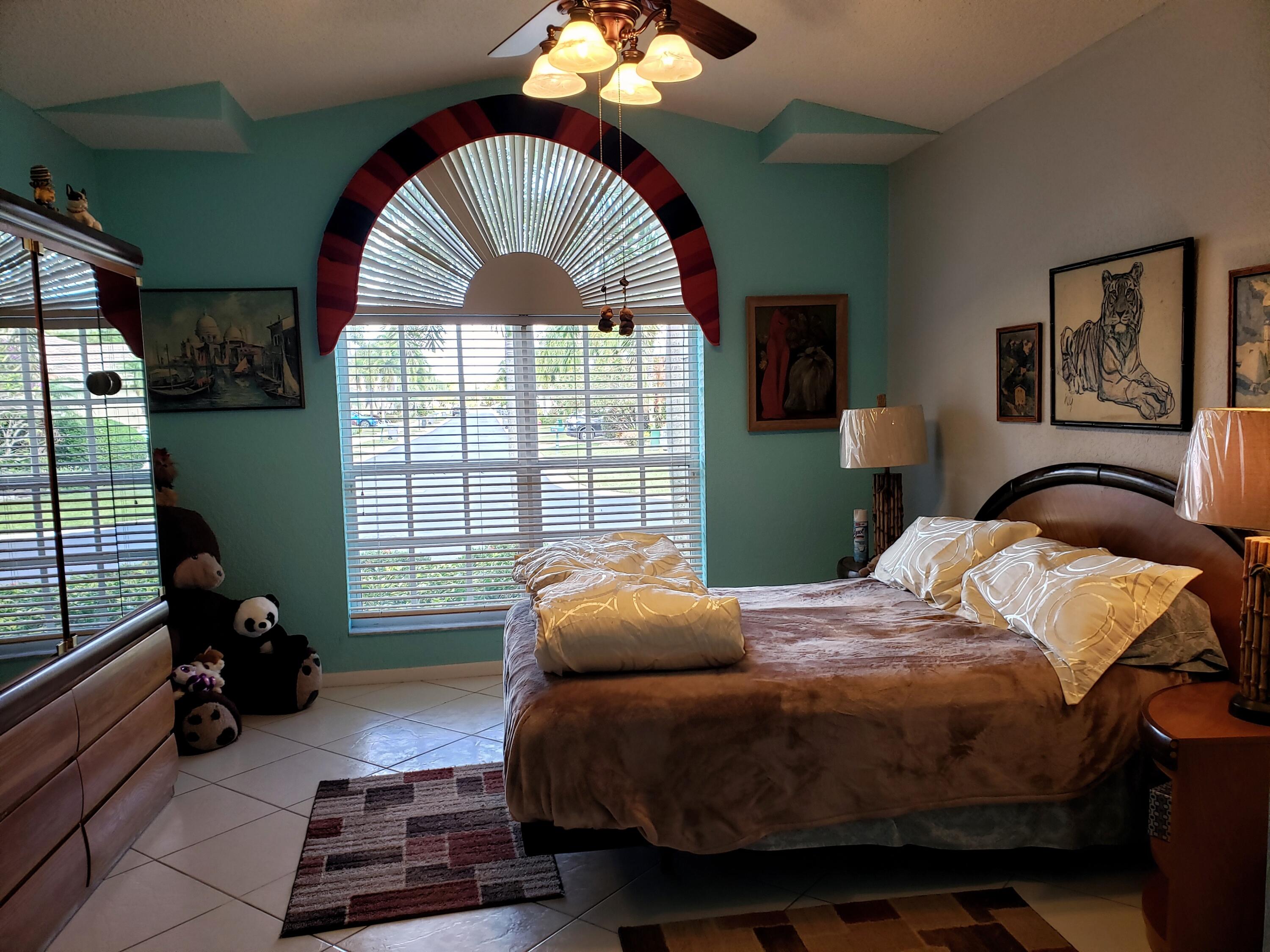 10459 Utopia Circle S