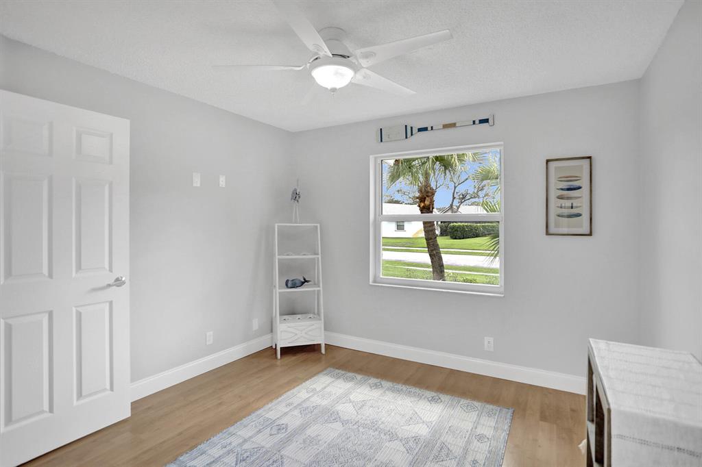4075 NW 7th Court