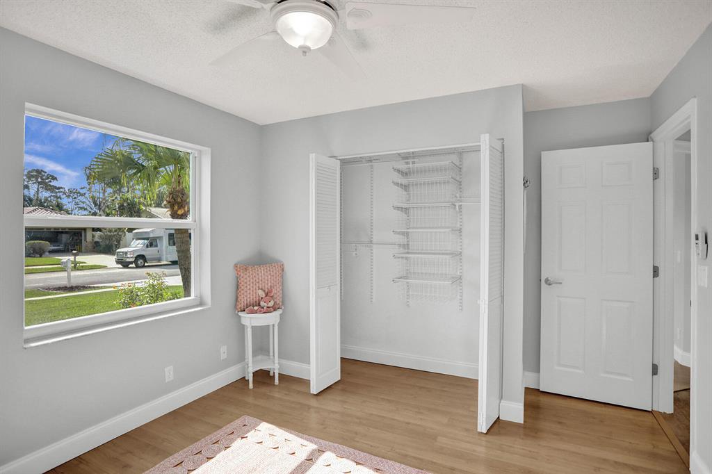 4075 NW 7th Court