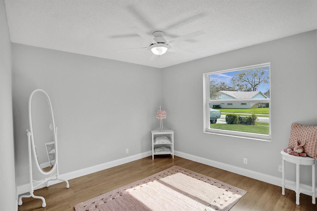 4075 NW 7th Court