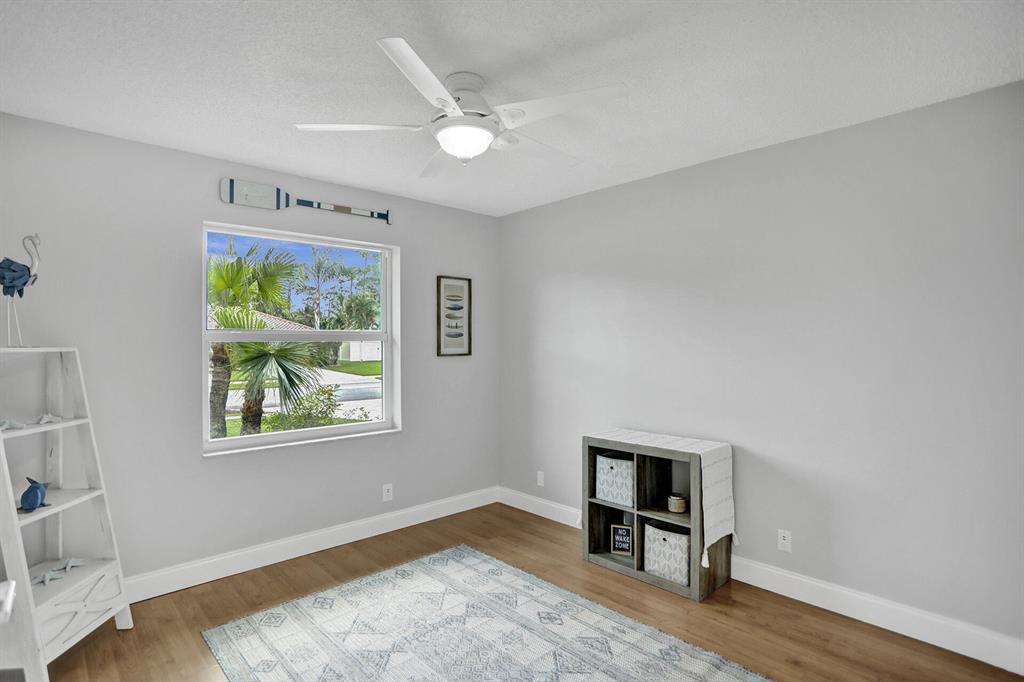 4075 NW 7th Court