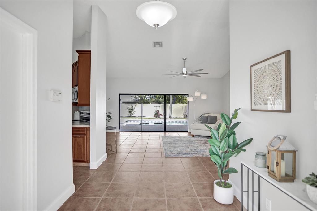 4075 NW 7th Court