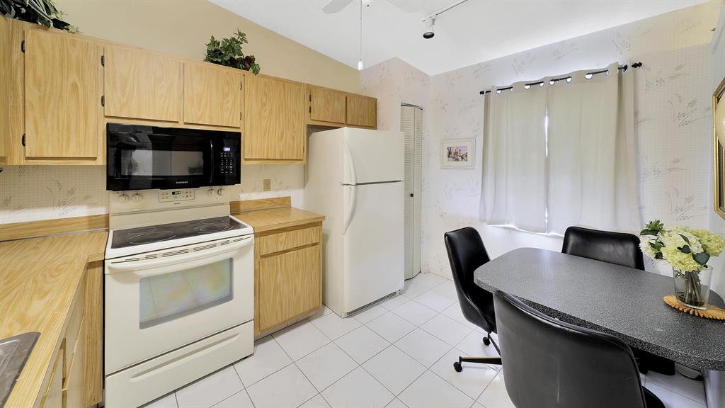 8591 Overset Lane