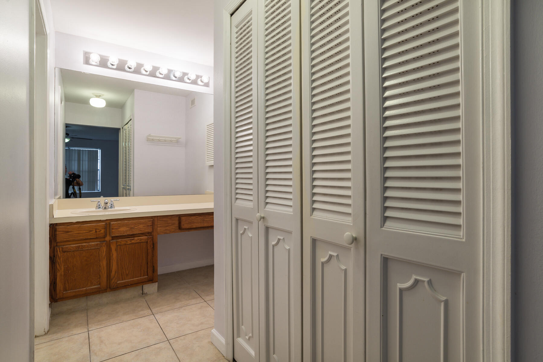 9810 Pineapple Tree Drive Unit: 105