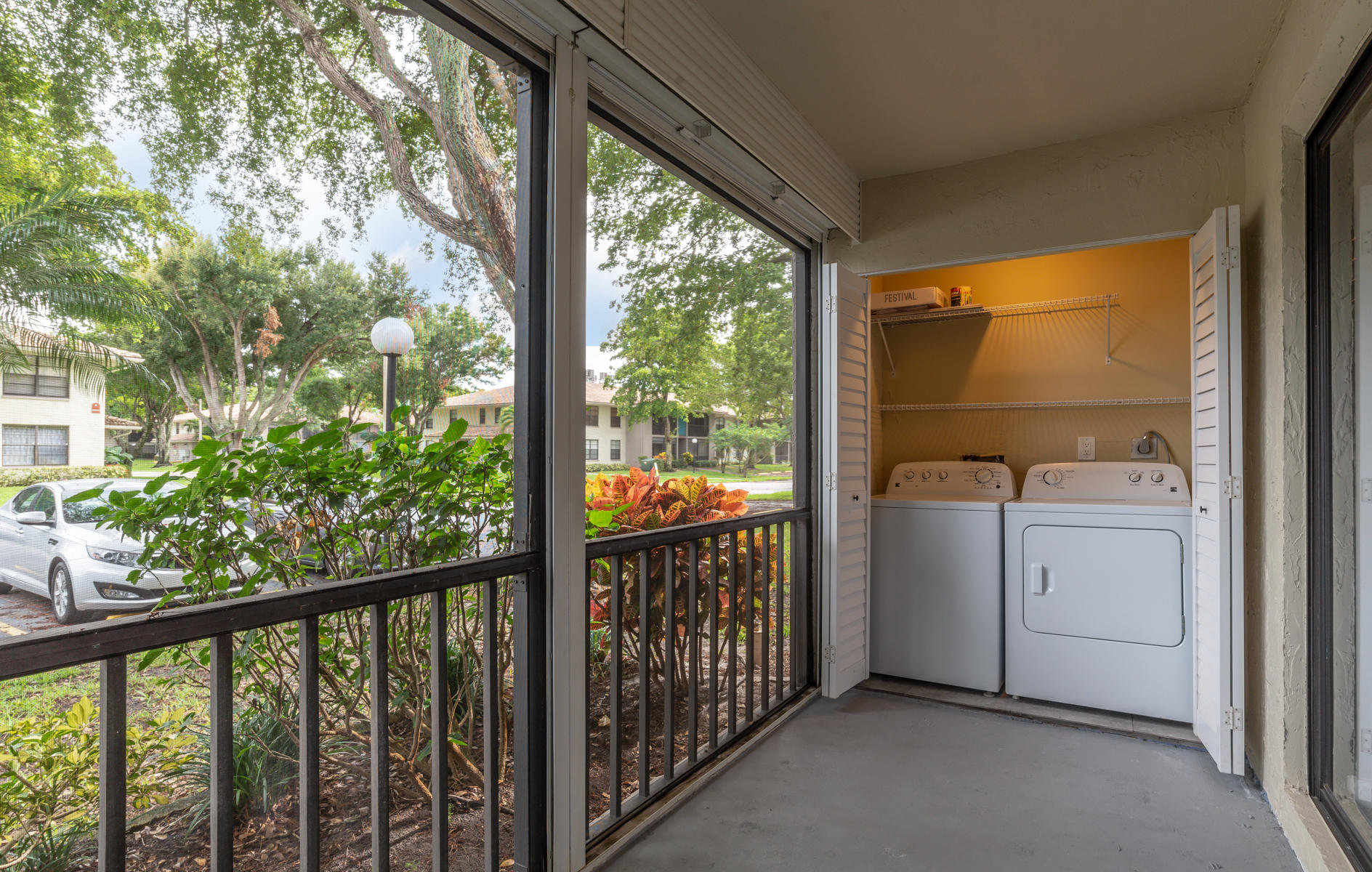 9810 Pineapple Tree Drive Unit: 105