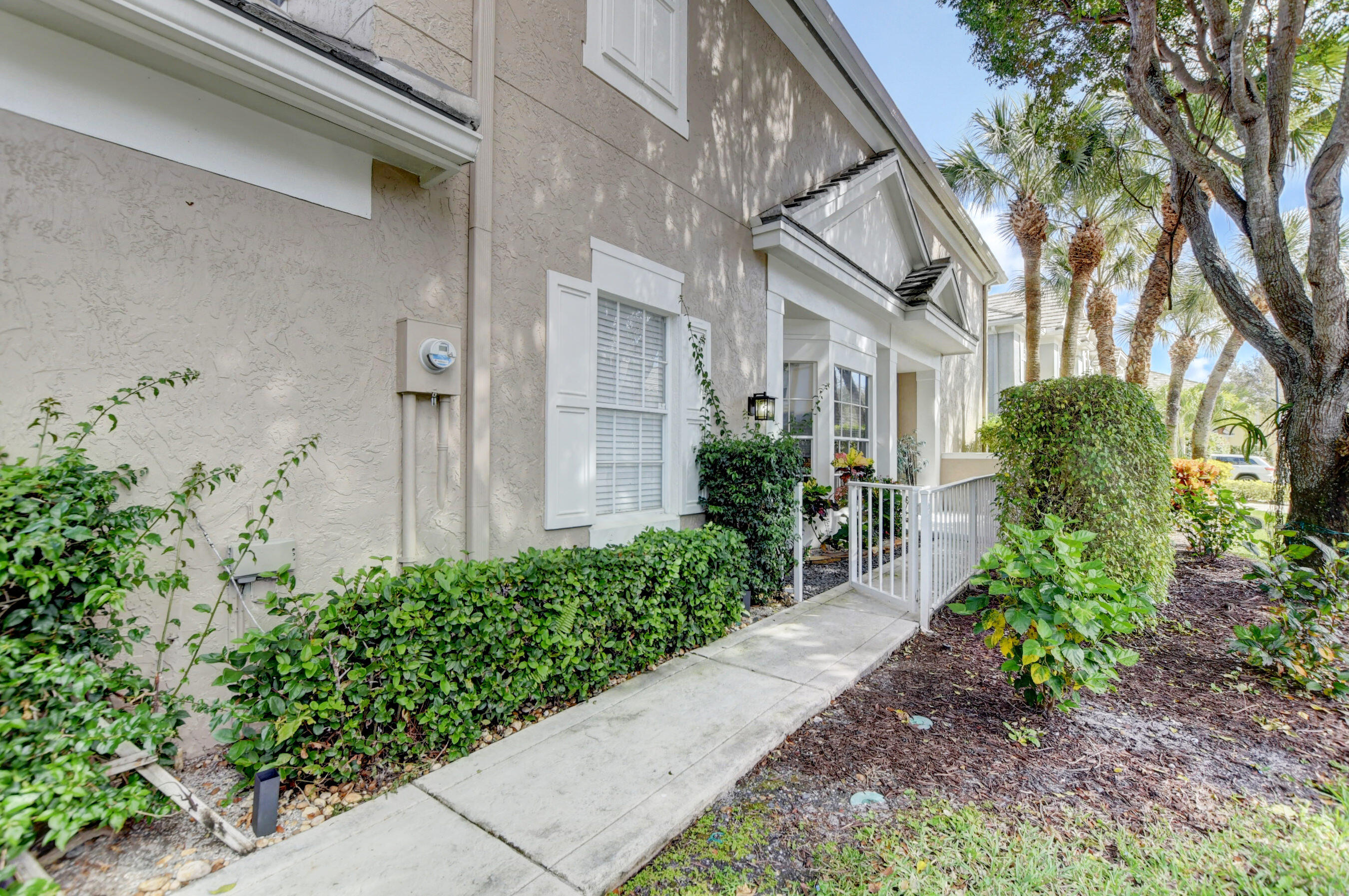 5444 Grand Park Place