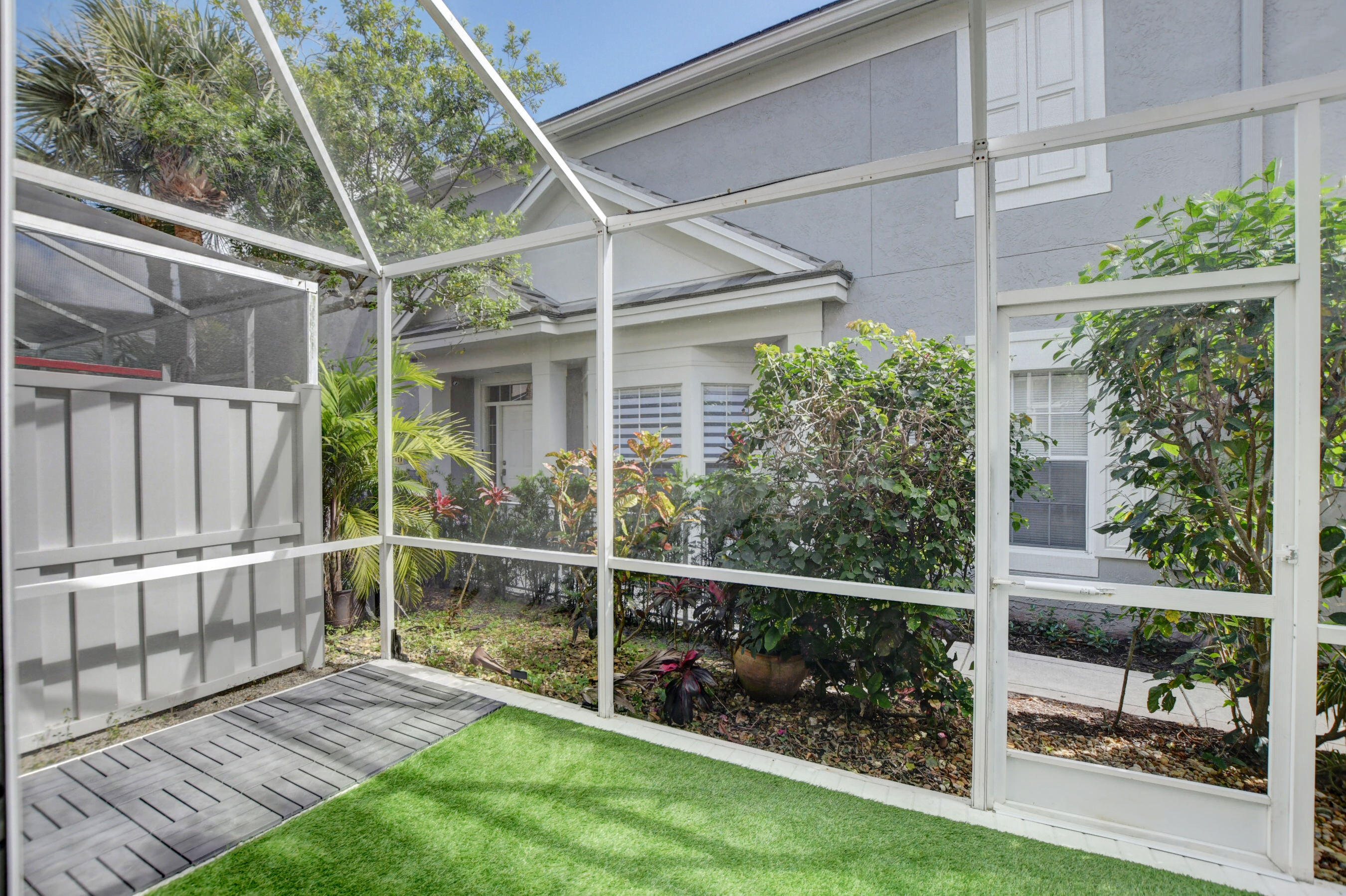 5444 Grand Park Place