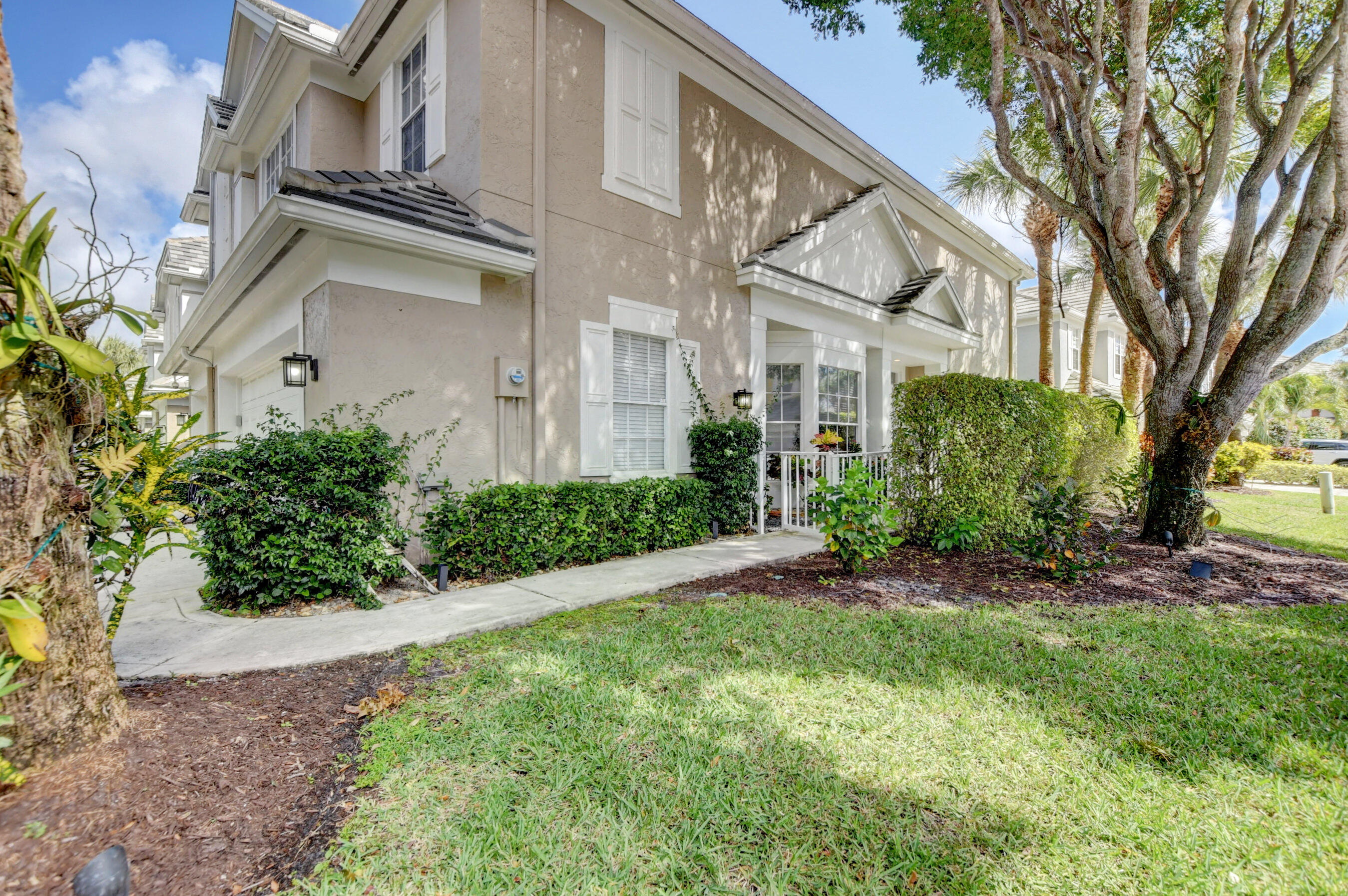 5444 Grand Park Place