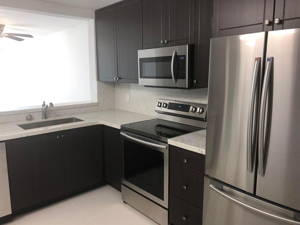 2925 SW 22nd Avenue Unit: 1040