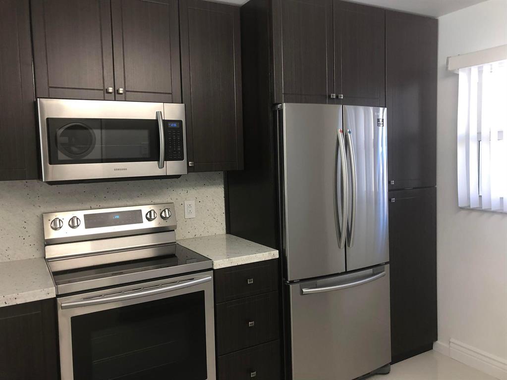 2925 SW 22nd Avenue Unit: 1040