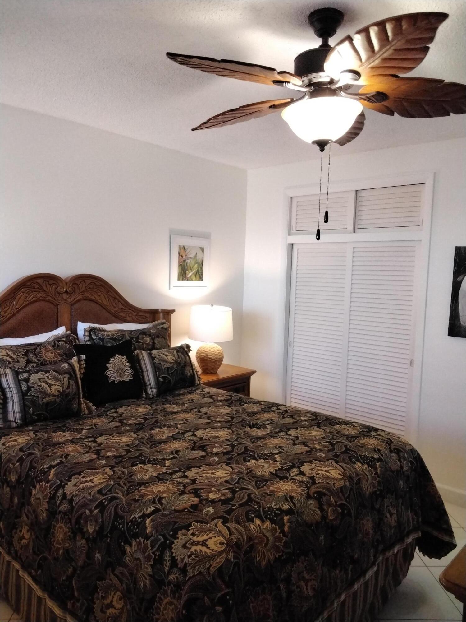 820 SW 11th Avenue Unit: 9b
