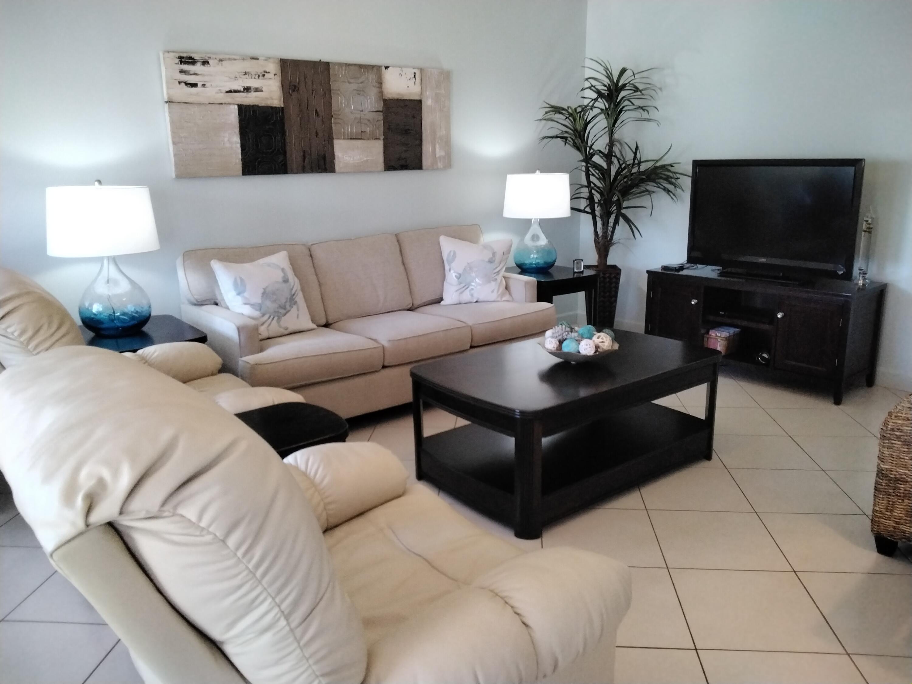 820 SW 11th Avenue Unit: 9b