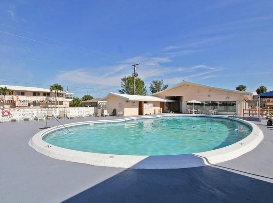 820 SW 11th Avenue Unit: 9b