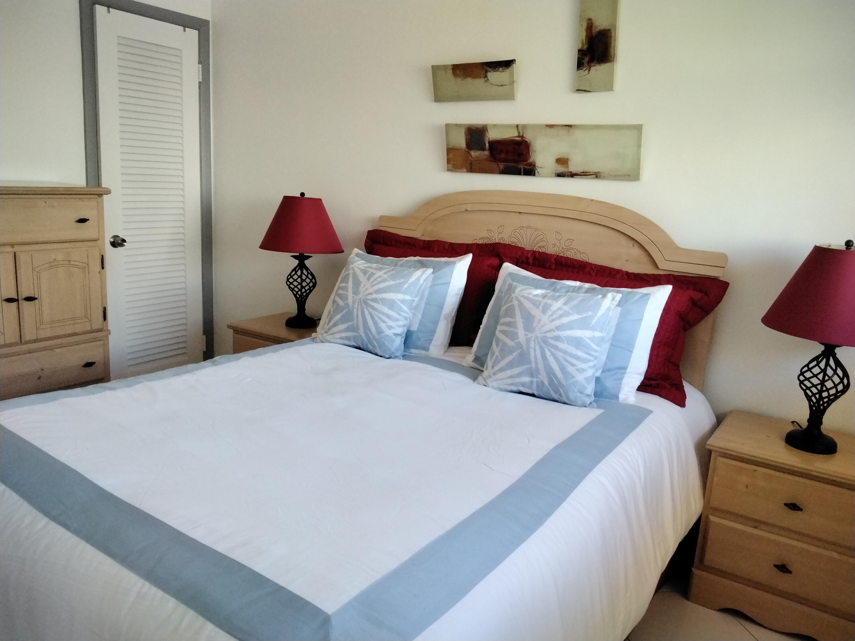 820 SW 11th Avenue Unit: 9b