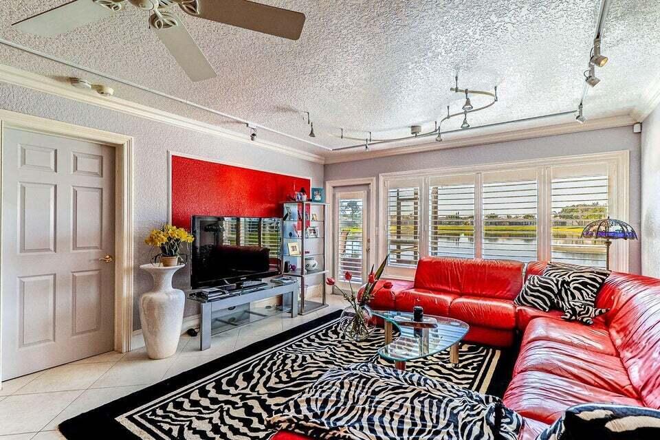 9184 Flynn Circle Unit: 6
