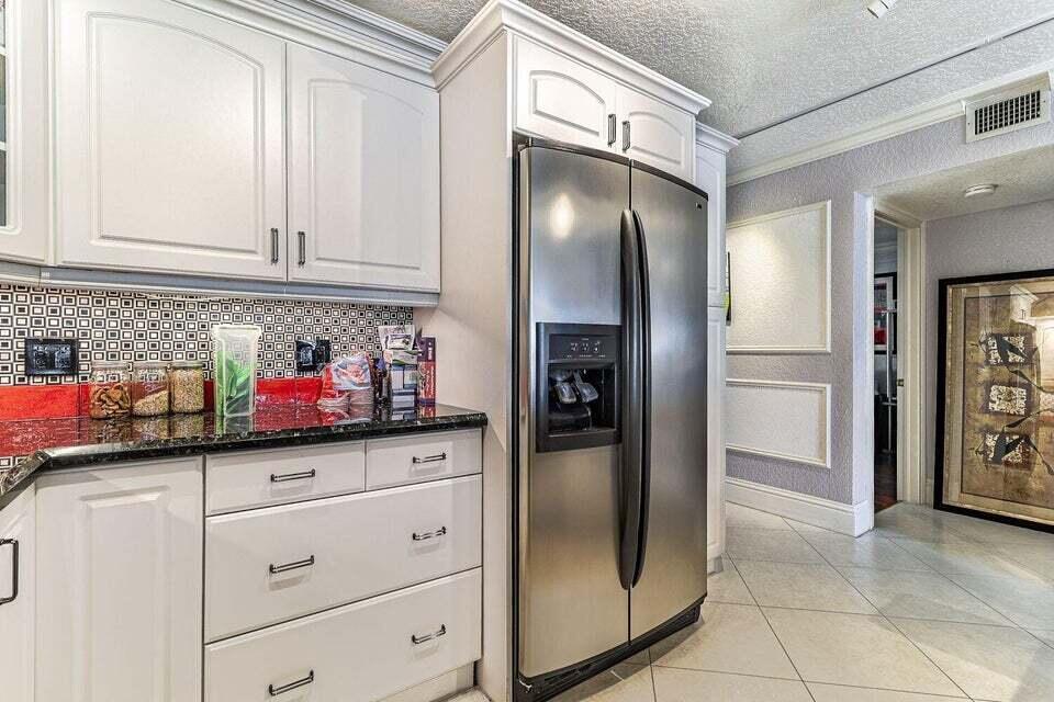 9184 Flynn Circle Unit: 6