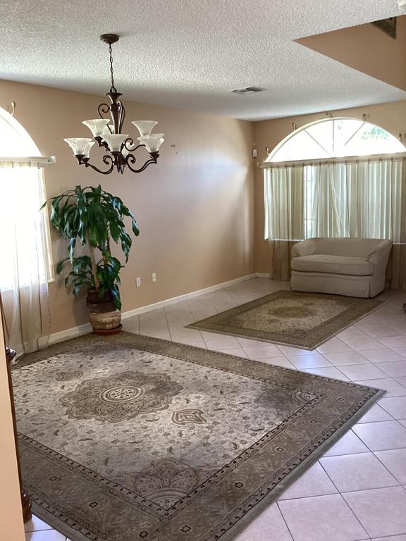 7835 Rockport Circle