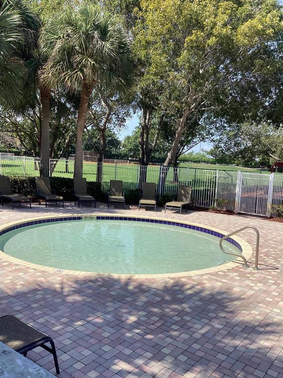 7835 Rockport Circle