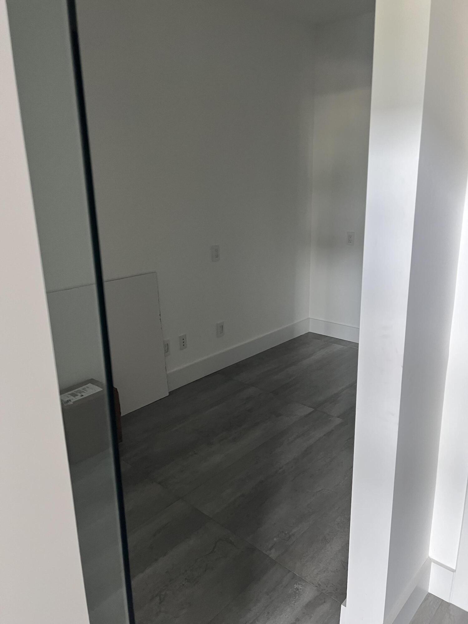 2400 W Copans Road Unit: 9