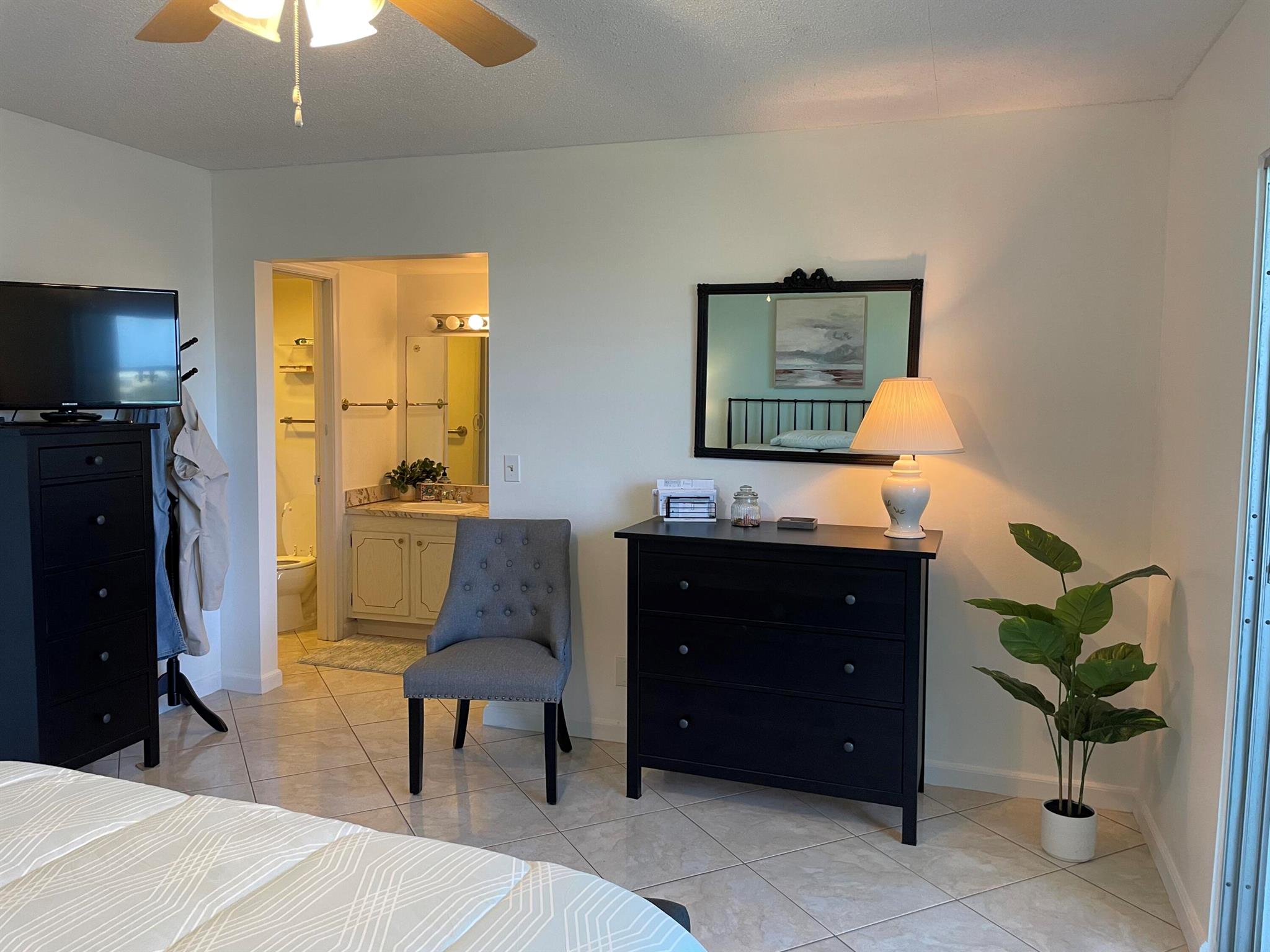 304 Wellington M Unit: 304 M