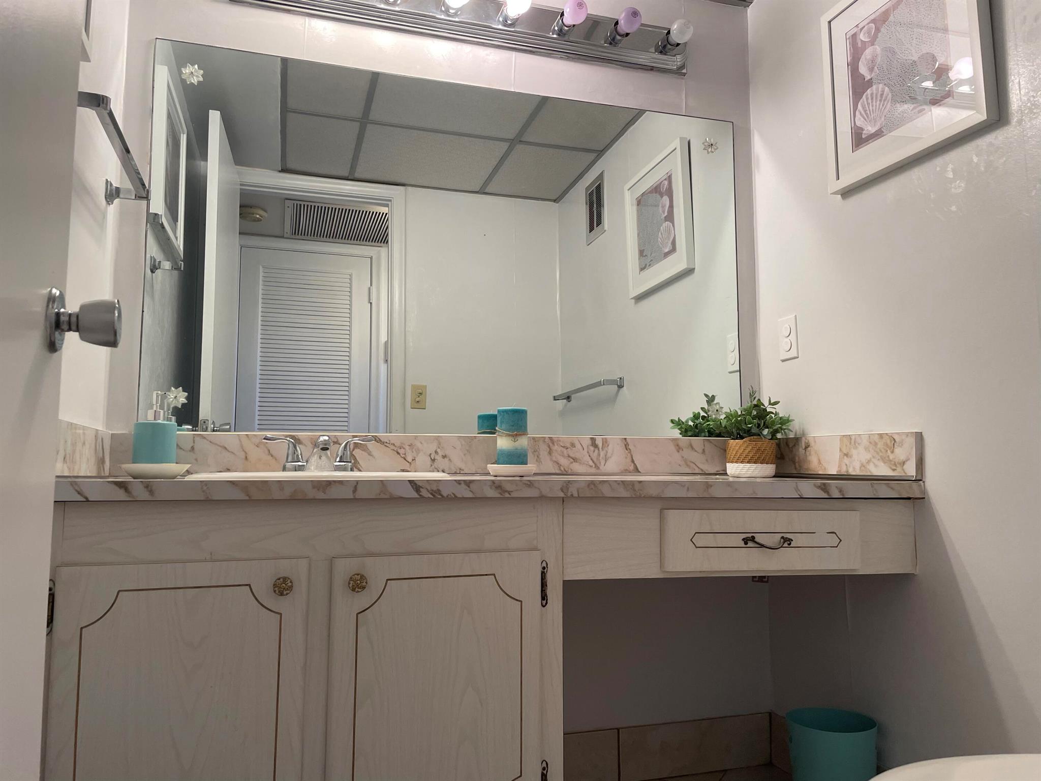 304 Wellington M Unit: 304 M