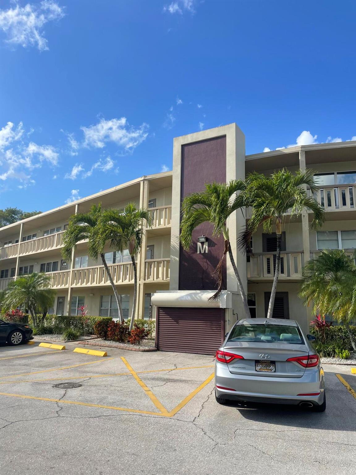 304 Wellington M Unit: 304 M