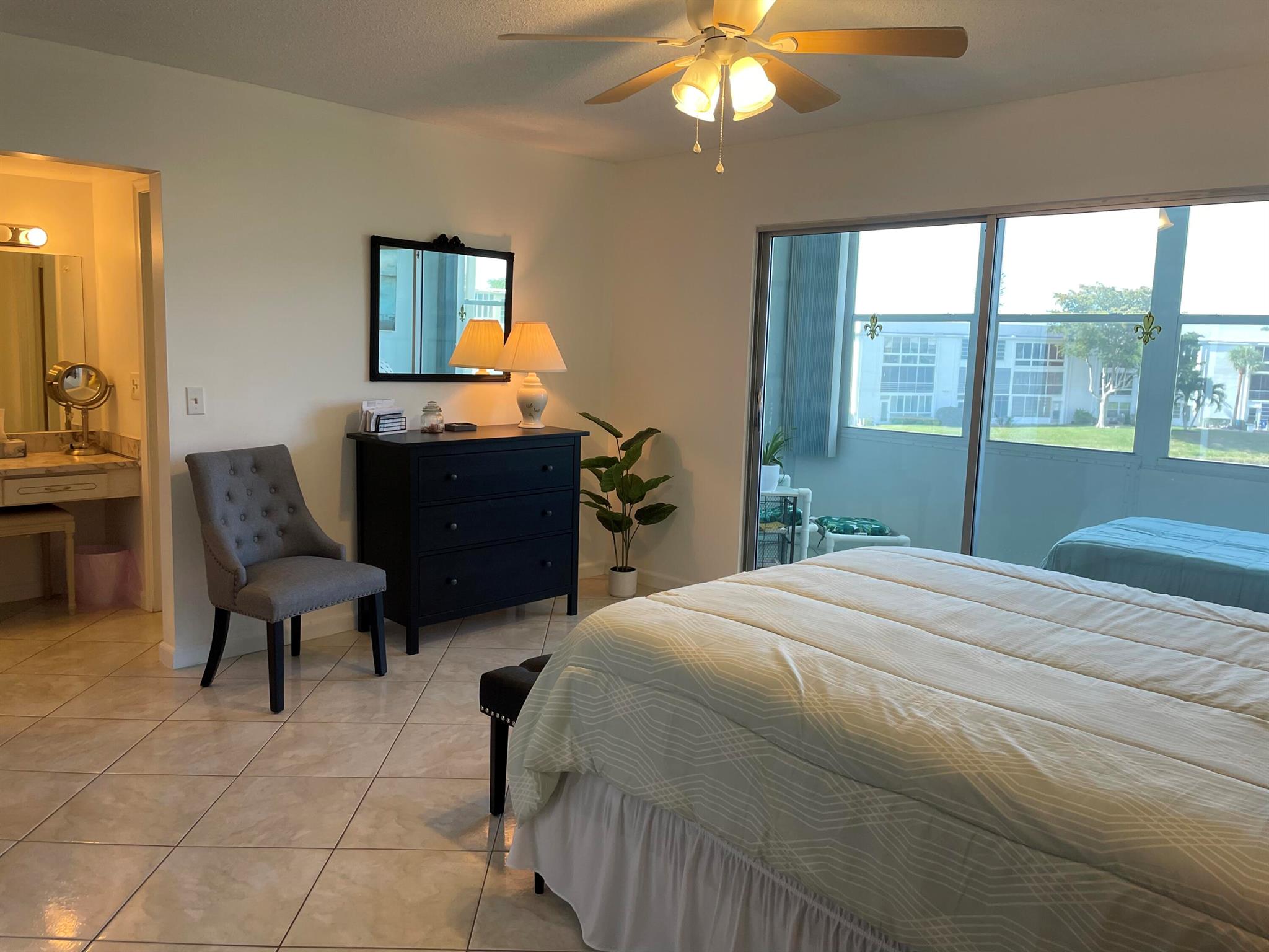 304 Wellington M Unit: 304 M