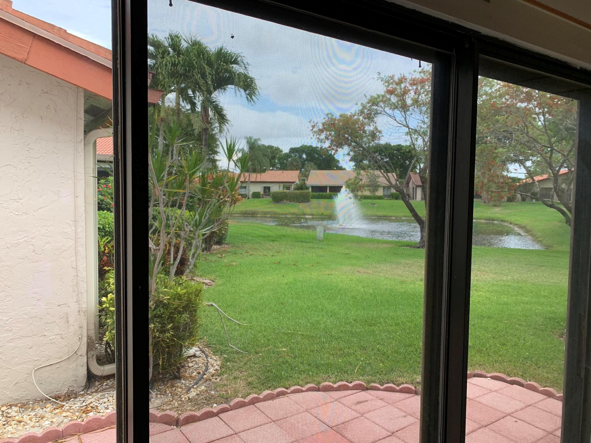 5689 Lakeview Mews Drive