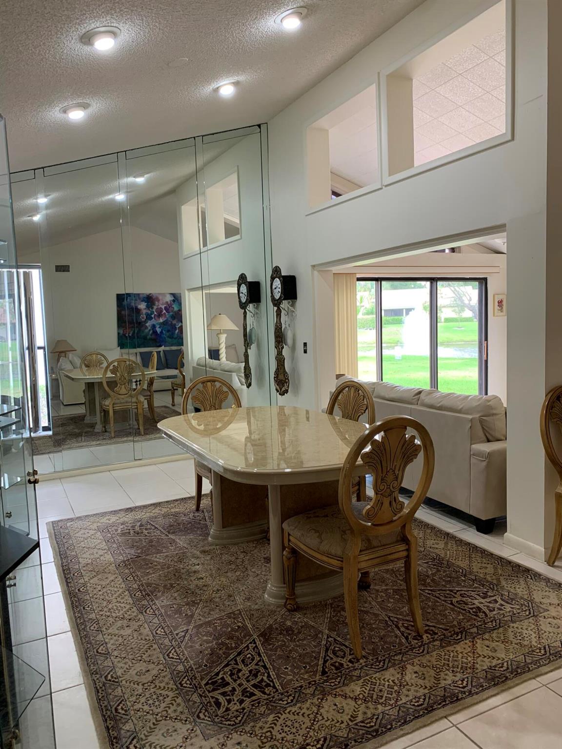 5689 Lakeview Mews Drive