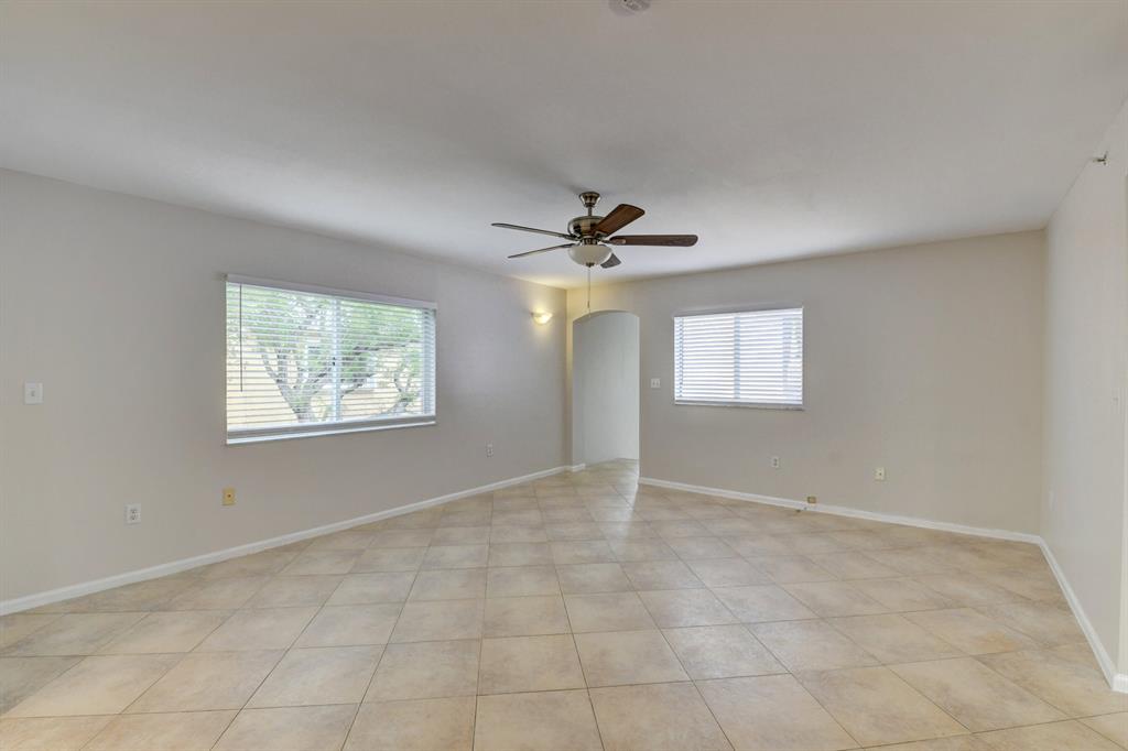 500 Scotia Drive Unit: 206